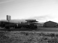 Nisutlin Trading Post, Teslin,YT